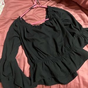 Flowy black top